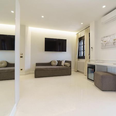 Caffetteria Luca Suite & Rooms Bronte Bagian luar foto