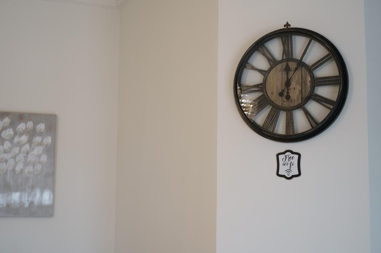 Caffetteria Luca Suite & Rooms Bronte Bagian luar foto