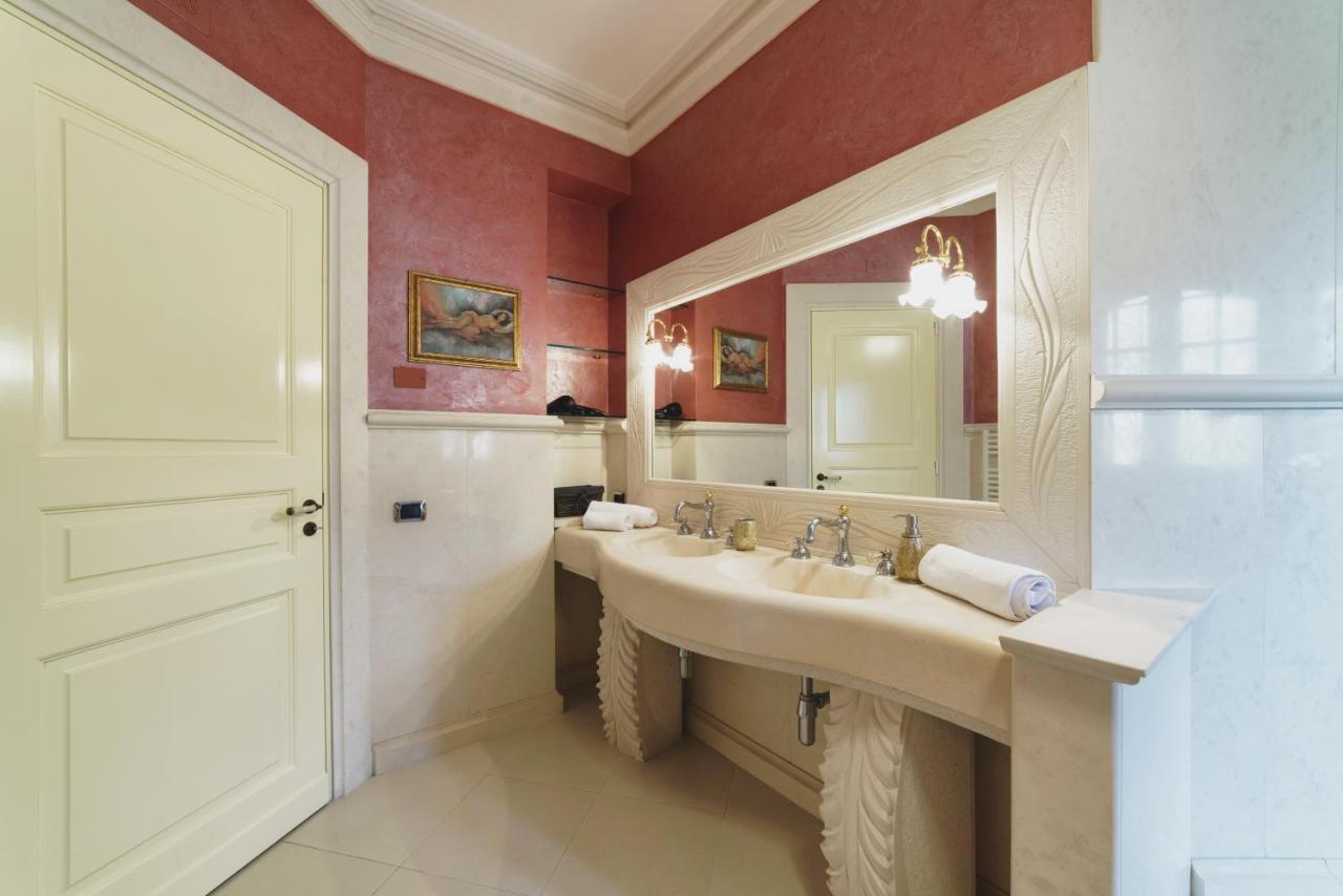 Caffetteria Luca Suite & Rooms Bronte Bagian luar foto