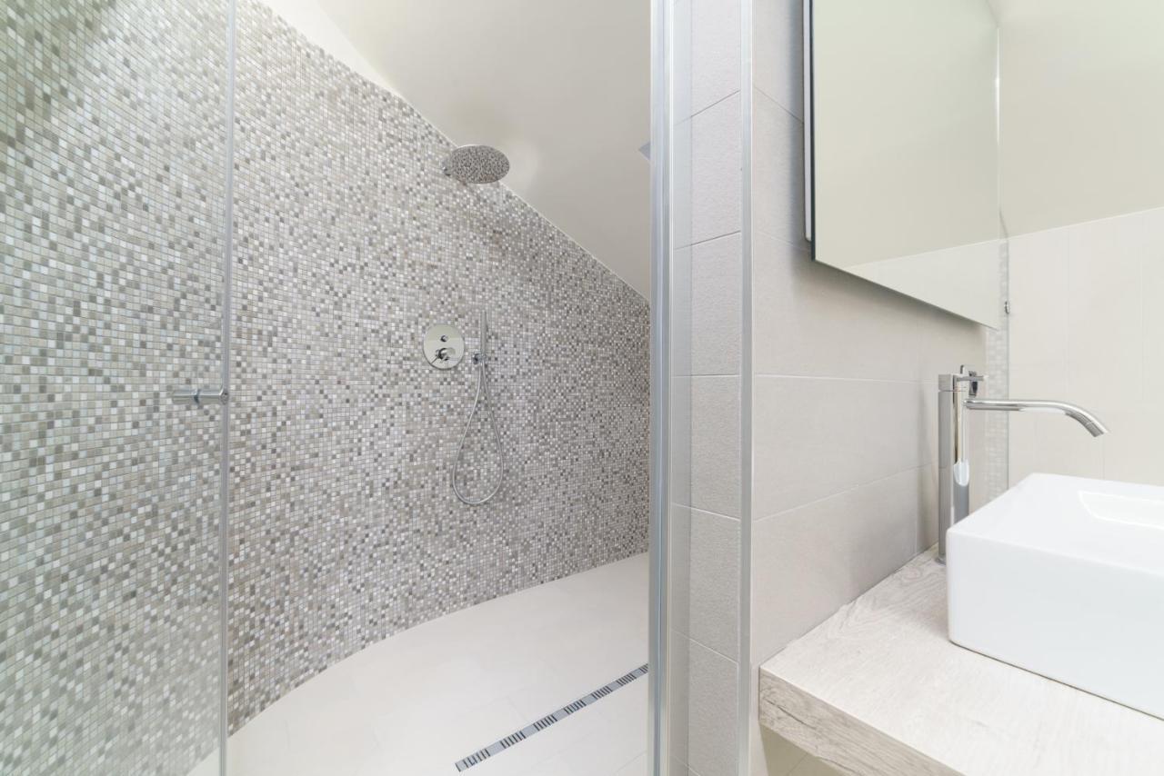 Caffetteria Luca Suite & Rooms Bronte Bagian luar foto