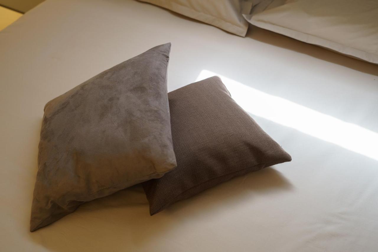 Caffetteria Luca Suite & Rooms Bronte Bagian luar foto