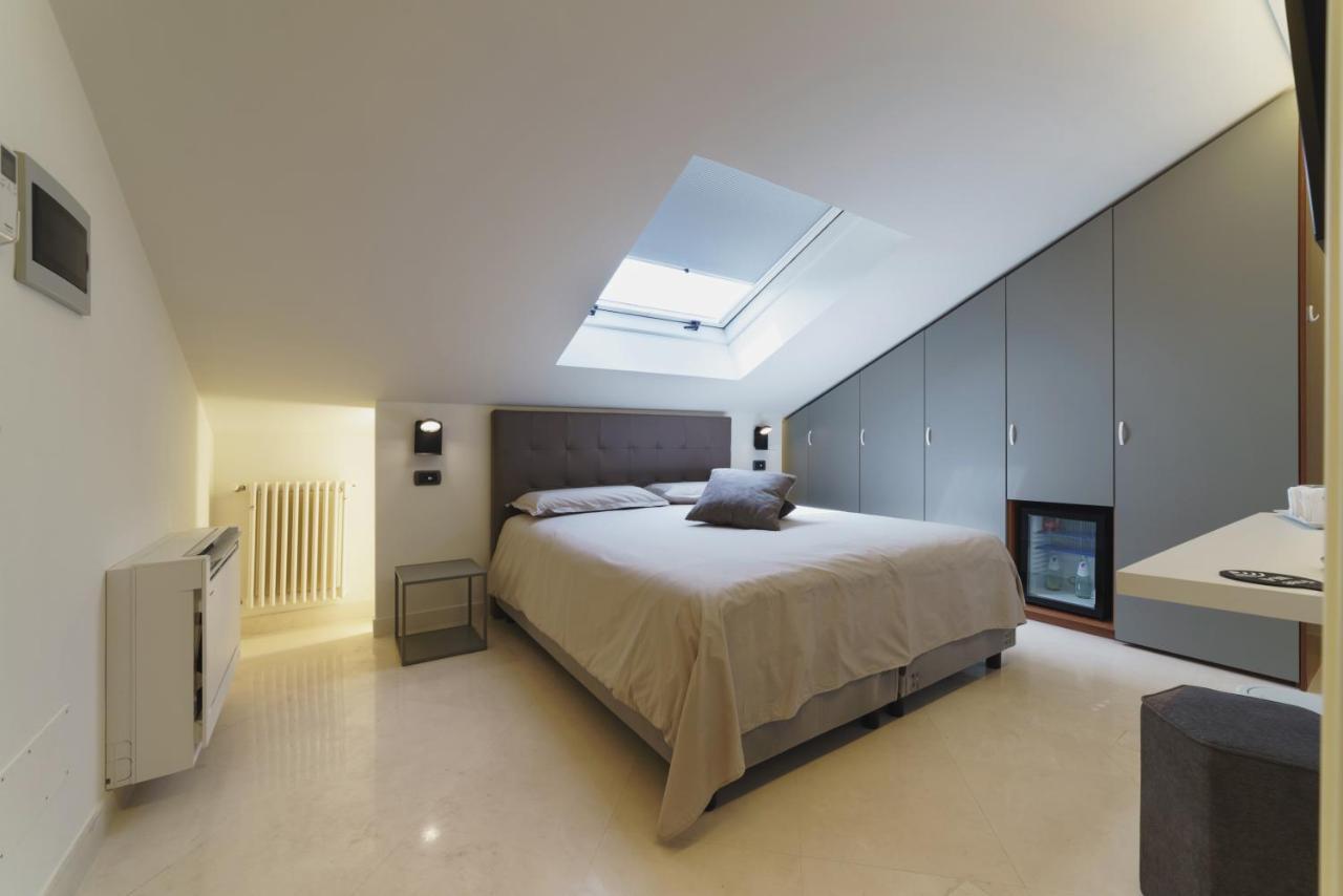 Caffetteria Luca Suite & Rooms Bronte Bagian luar foto